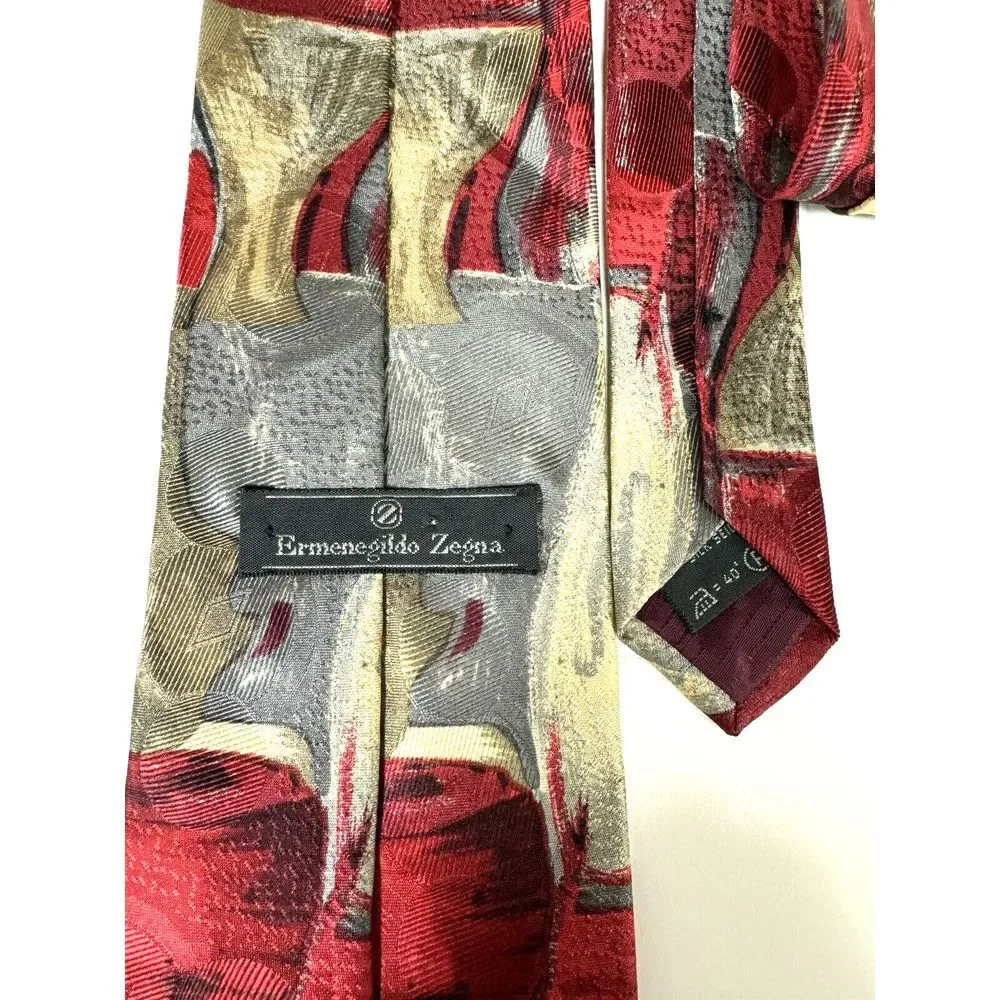 Ermenegildo Zegna Maroon Gold Gray Silk Unique Pattern Made In Italy Tie